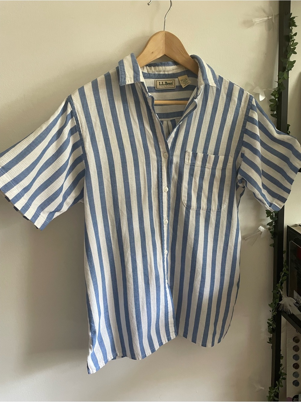 L.L. Bean Vintage 90s Coastal Striped Blue White Short Sleeve Button-Up Shirt M